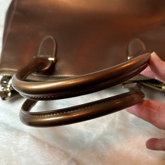 Lauren Ralph Lauren Newbury double zip satchel in metallic - Picture 11 of 14